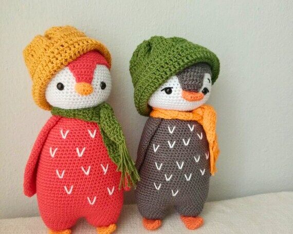 Handmade Crochet Penguin Amigurumi Doll: Orga...