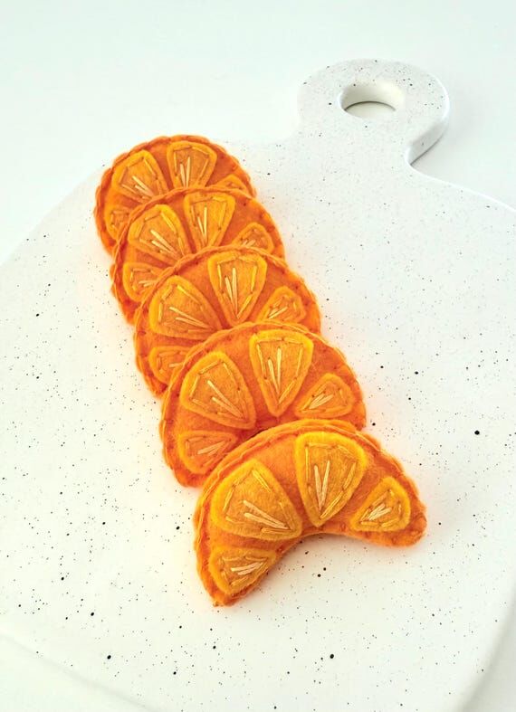 Hand-sewn Felt Clementine Slices, Play Food O...