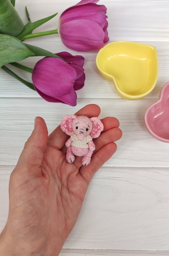 Miniature plushie elephant. Cute tiny artist ...