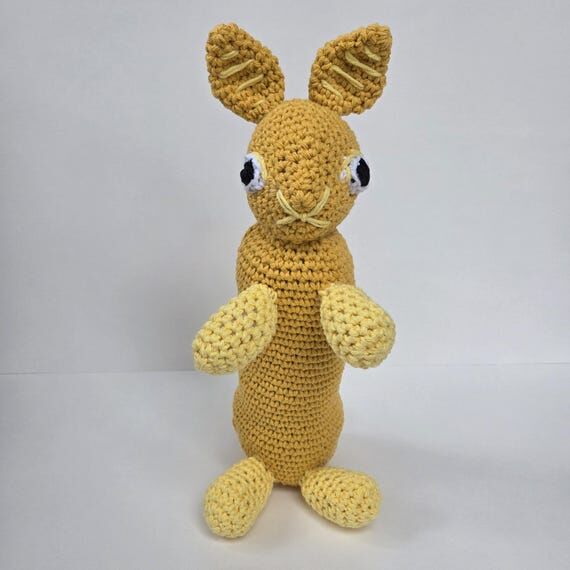 Refillable Gold & Yellow Kick Bunny Cat Toy...
