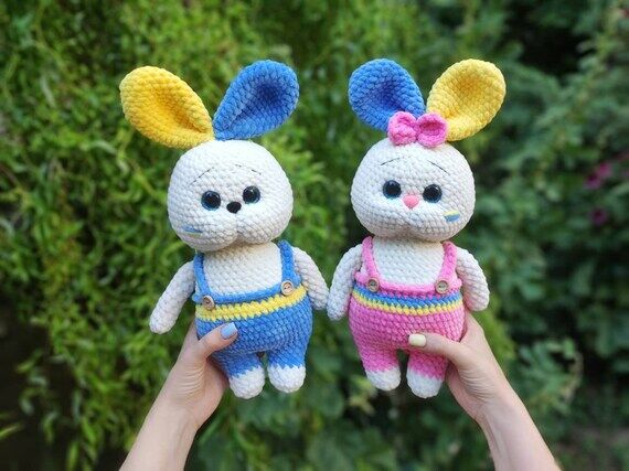 krainian knitted bunny toys | Knitted bunnies...