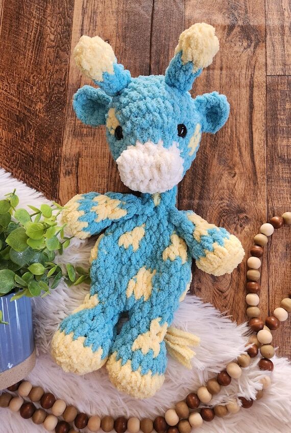 Giraffe / Snuggler / Lovey / Ragdoll/ Securit...