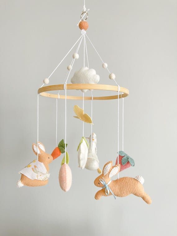 Garden rabbit crib mobile, Garden rabbit nurs...