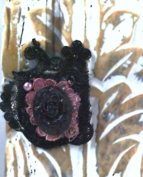 Handmade Gothic Cameo Christmas Ornament Set ...