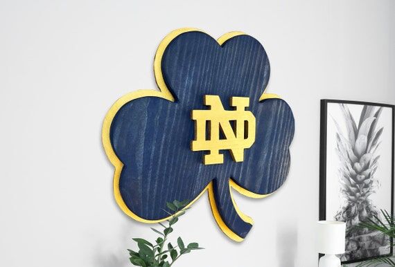 Handmade Dimensional Notre Dame Fighting Iris...