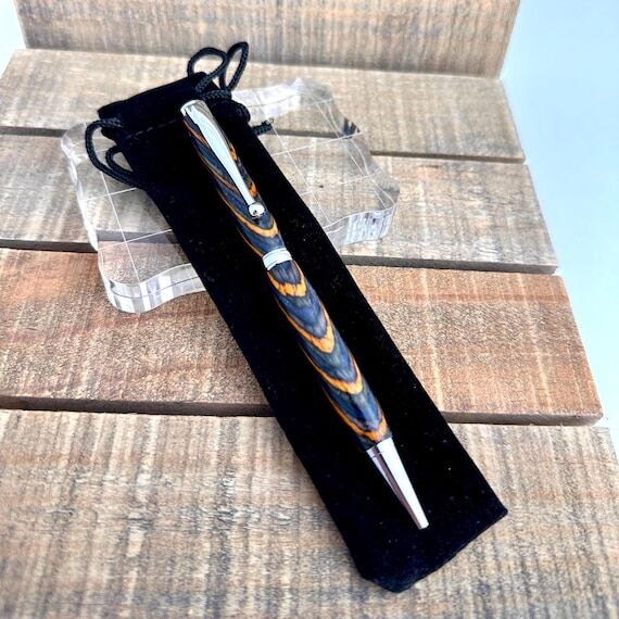 Ballpoint pen, Multi color pen...