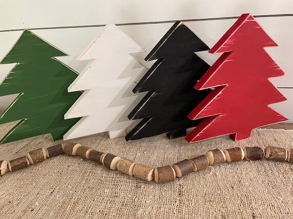 Hand Painted Distressed Wood Christmas Tree: ...