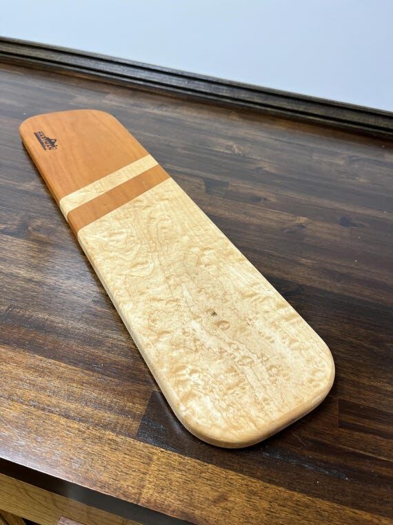 Birdseye Maple & Cherry Cheese / Baguette Boa...
