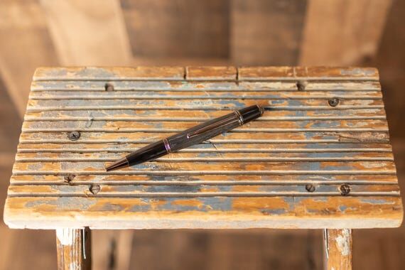 Handmade Gatsby Twist Pen - Ancient Bog Oak...