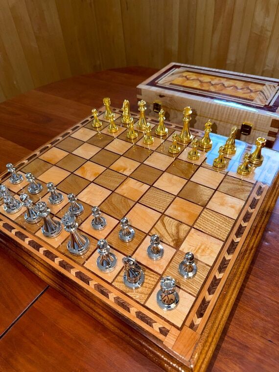 Handmade Wood Inlaid Chess Set - 100% REAL WO...