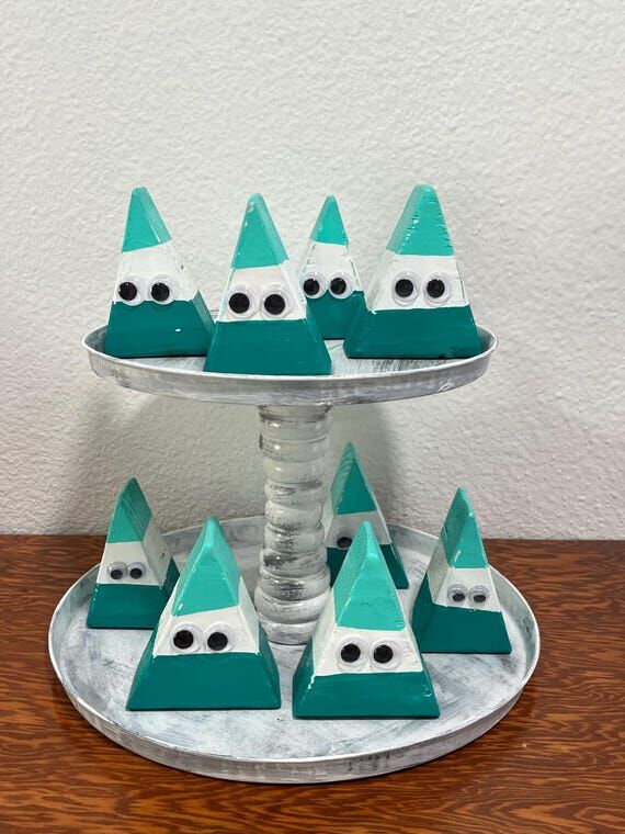 Handmade Wood Candy Corn Decor: Turquoise Hal...