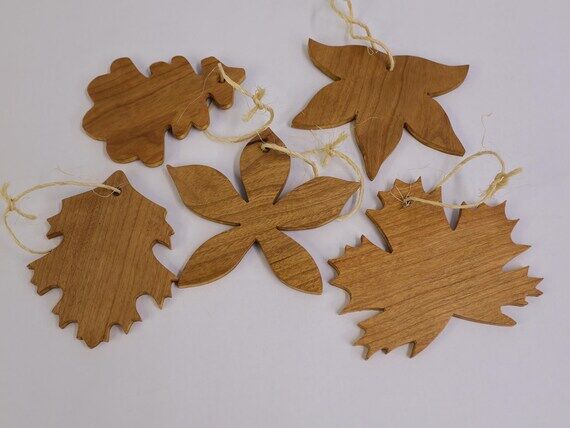 Handmade Wood Leaf Decorations, Ornaments...