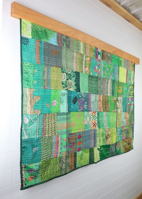 Handmade Cherry Hardwood Quilt Hanger: Tensio...