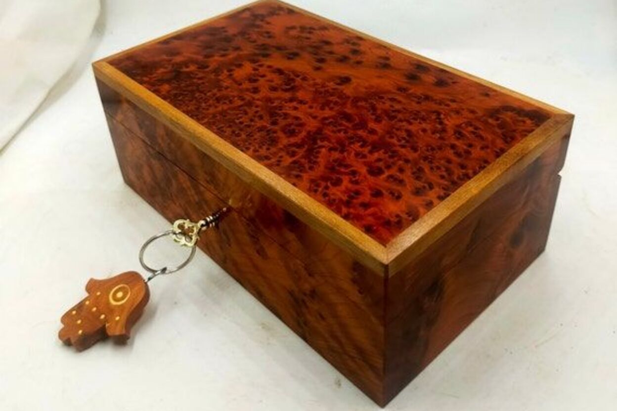 Thuya Wood Craft