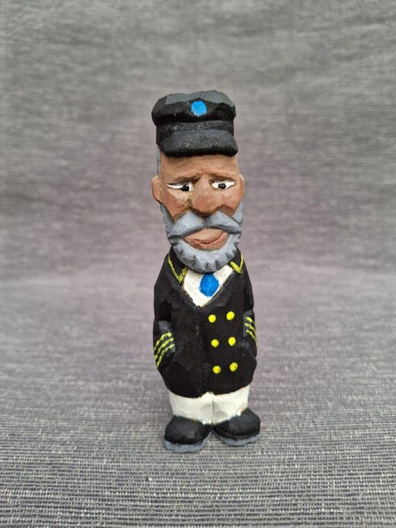 Hand Carved Captain Wood Carved Figurine (4 i...