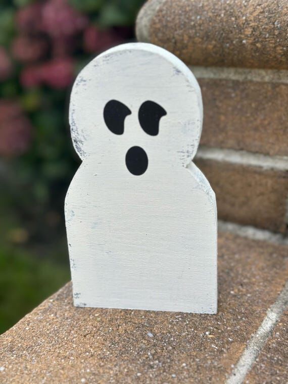 Wood Ghost Decor, Handmade Wooden Ghost, Spoo...