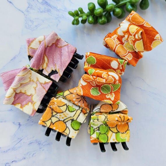 Japanese Kimono Silk Hair Claw Clips: Small F...