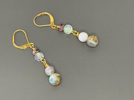 Glass and amethyst beaded dangle earrings...