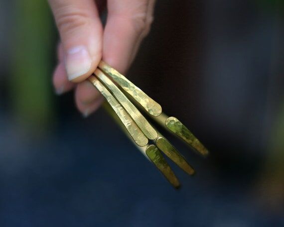 Hammered Brass Healing Bangle Bracelet: Textu...