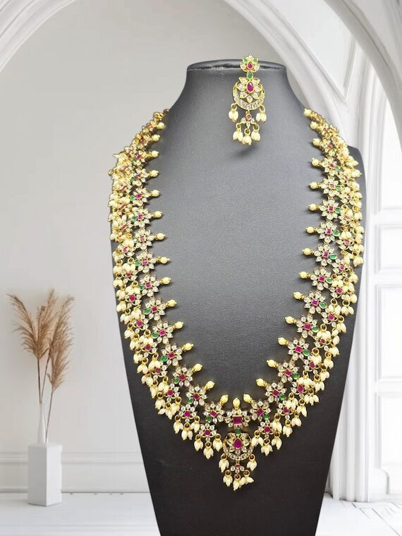 White Stone Guttapusalu Haram with earrings...