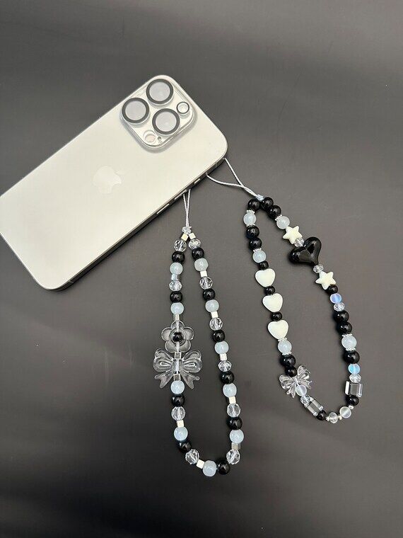 Cute Black and White Beaded Flower with Heart...