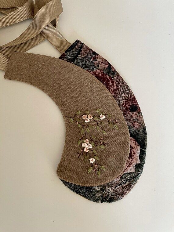 Embroidered peter pan Beige Collar, Detachabl...