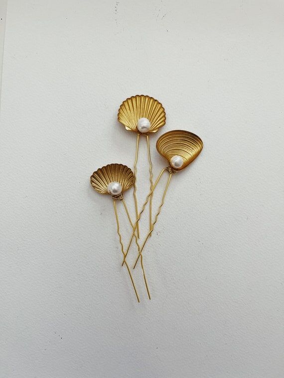 Seashell hairpins...