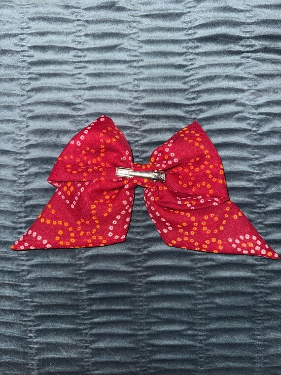 Bandhani Saree Bow for Diwali | Traditional I...