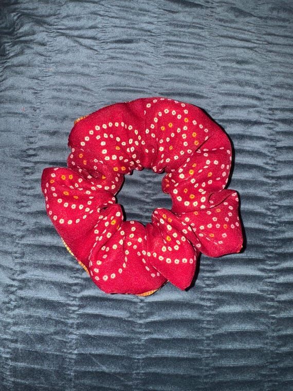 Bandhani Saree Scrunchie for Diwali | Traditi...