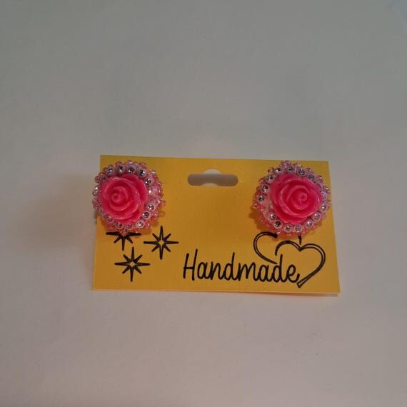 Handmade beaded earrings/gift/accessories...