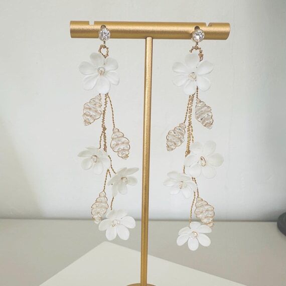 Gold Daisy Bridal Earrings: Handmade Floral W...