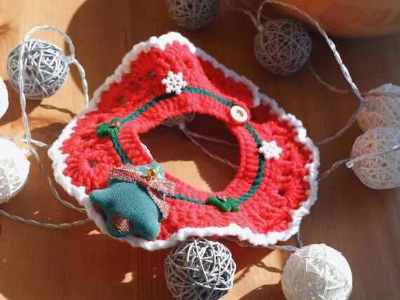 Cute Christmas Crochet Cat Collar Clothes for...
