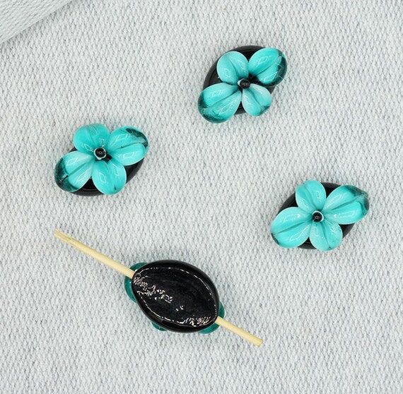 Murano Glass Flower Beads, Handcrafted Lampwo...