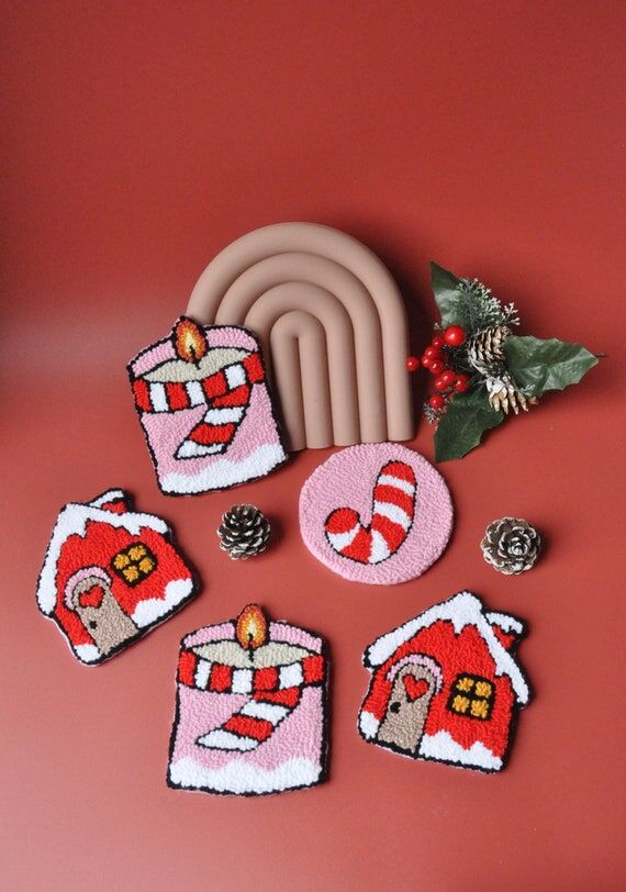 Handmade Christmas Punch Needle Coaster: Wint...