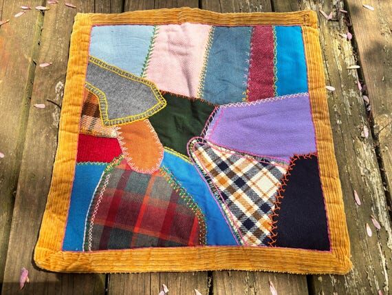 Handmade mini quilt. T-173...