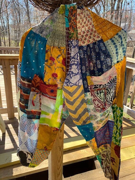 One size fits all woman's colorful and quilte...