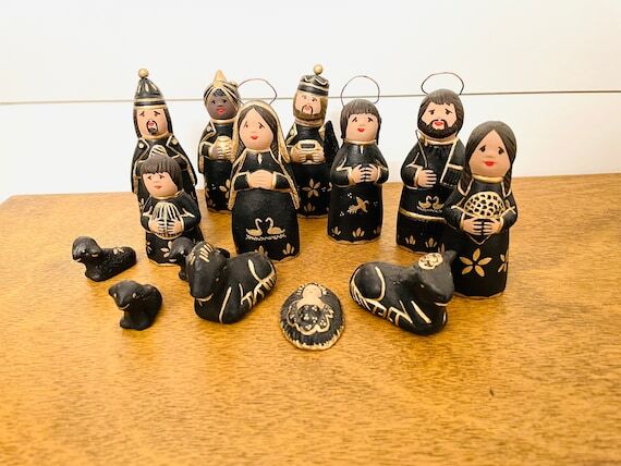 Mexican Folk Nativity 14 pieces Black Gold ...