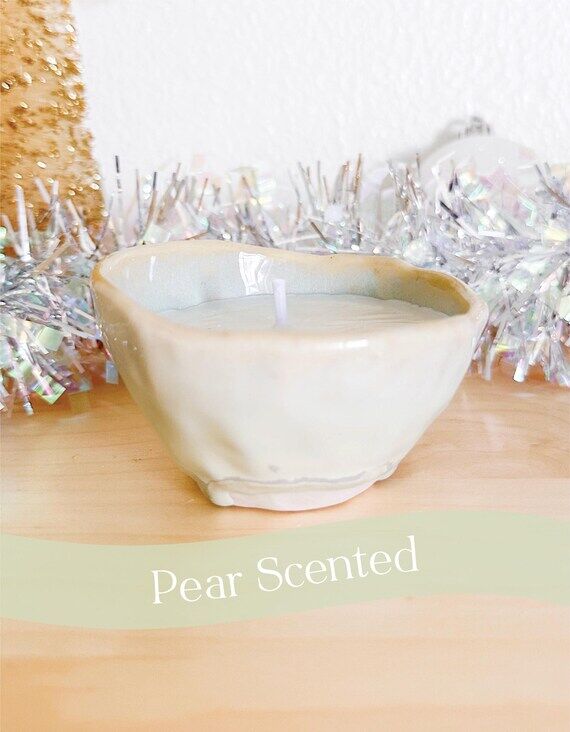 Pear scented candle, handmade ceramic bowl, g...