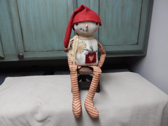 Handmade Primitive Snowman Doll: Folk Art De...