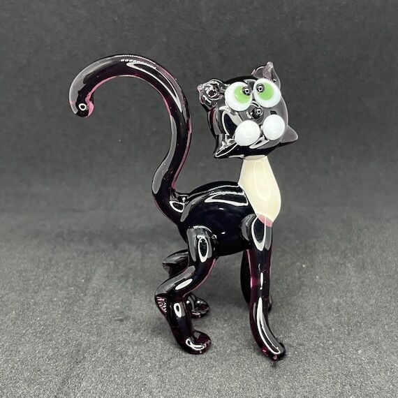 Purple Glass Cat Figurine: Collectible Murano...