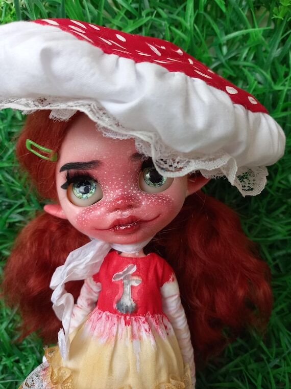 Blythe Custom Doll – Amarita – OOAK Art D...