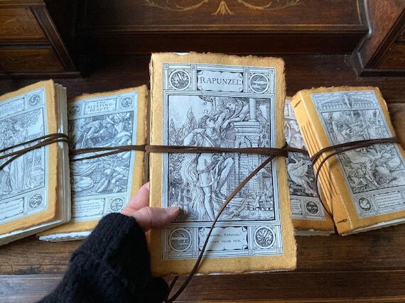 Grimm's Fairy Tale Sketchbooks: Fabriano Stud...