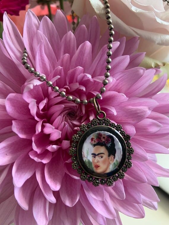 Frida Kahlo handmade Pendant...