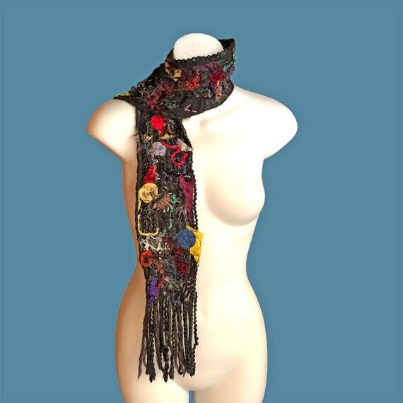 WEARABLE ART SCARF Dark Gray Yarns Colorful ...