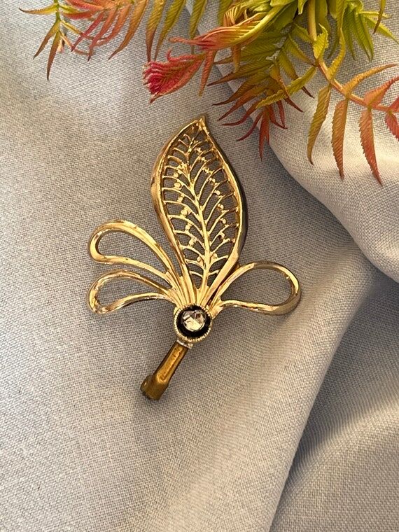 Vintage Gold Metal Leaf Brooch, Rhinestone Ac...