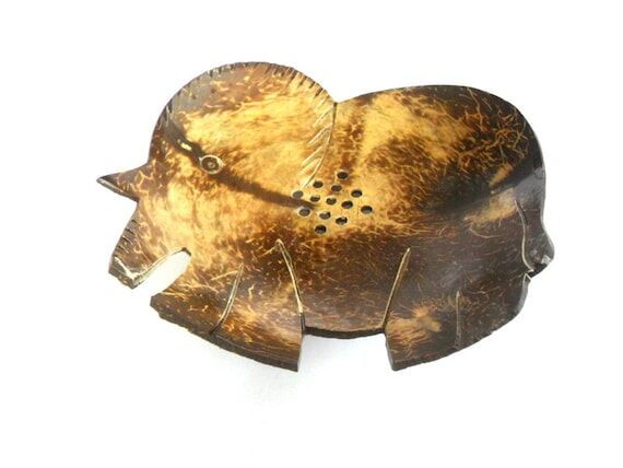 Natural Coconut Shell Soap Dish Art Hand Carv...