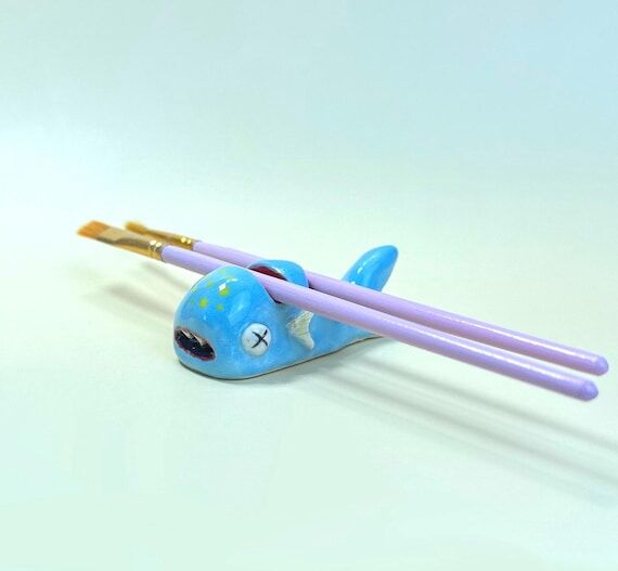Ceramic Paint Brush Rest, Dead Fish Brush Hol...