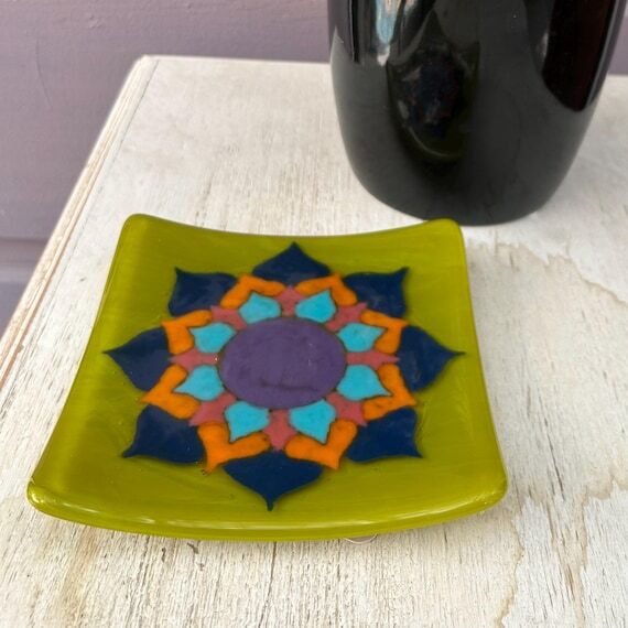 Citron Green Fused Glass Dish with Colorful M...