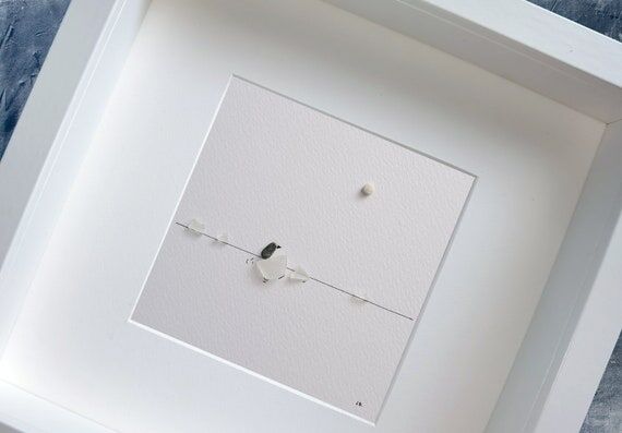 Handmade Pebble Art – Penguin on Floating I...