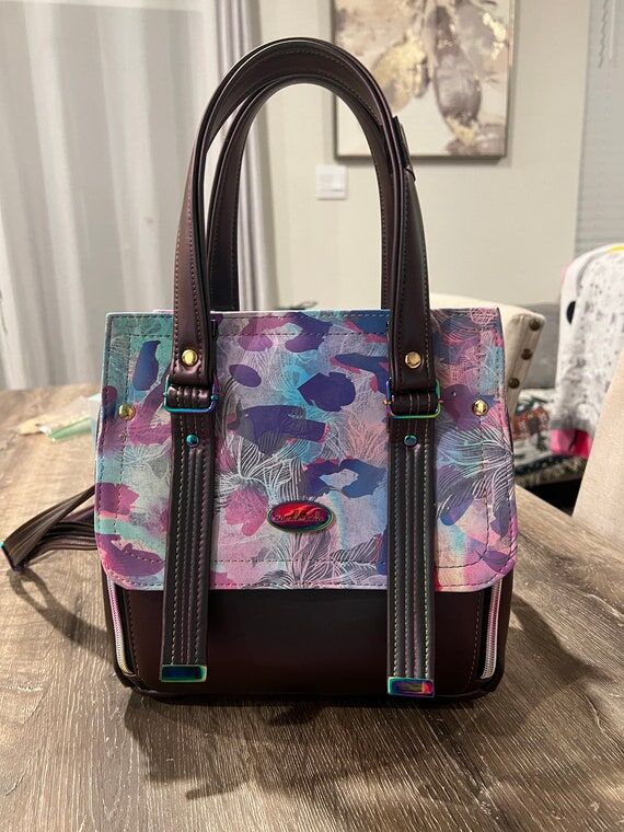 Handmade Vinyl Crossbody Bag: Rainbow Hardwar...
